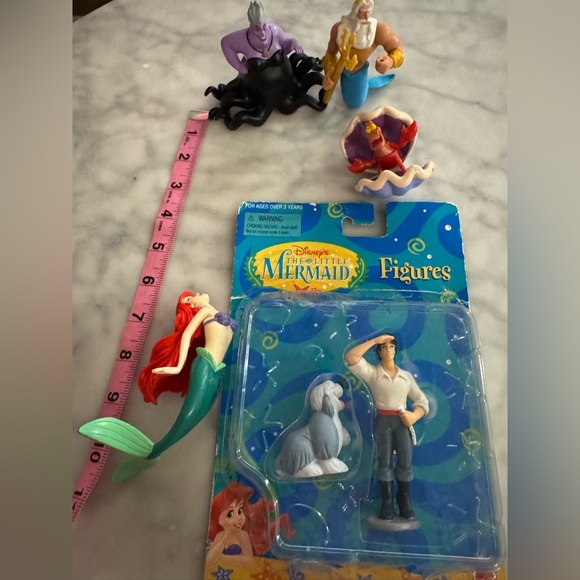 The Little Mermaid Figurines collectibles - all shown - Picture 2 of 10